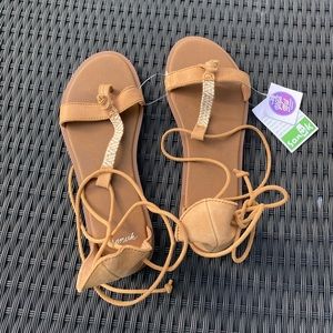 Sanuk Yoga Tierra Sandals